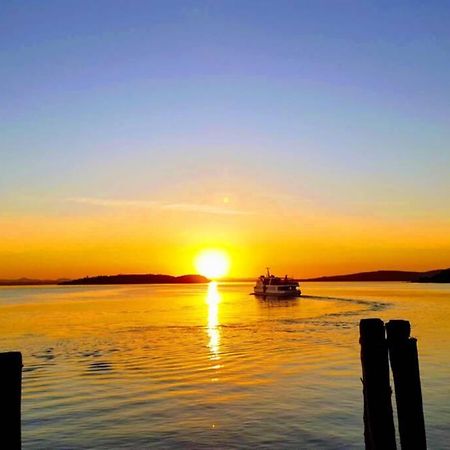 Bellavista La Tua Romantica Vacanza Sul Trasimeno Кастильоне-дель-Лаго Экстерьер фото