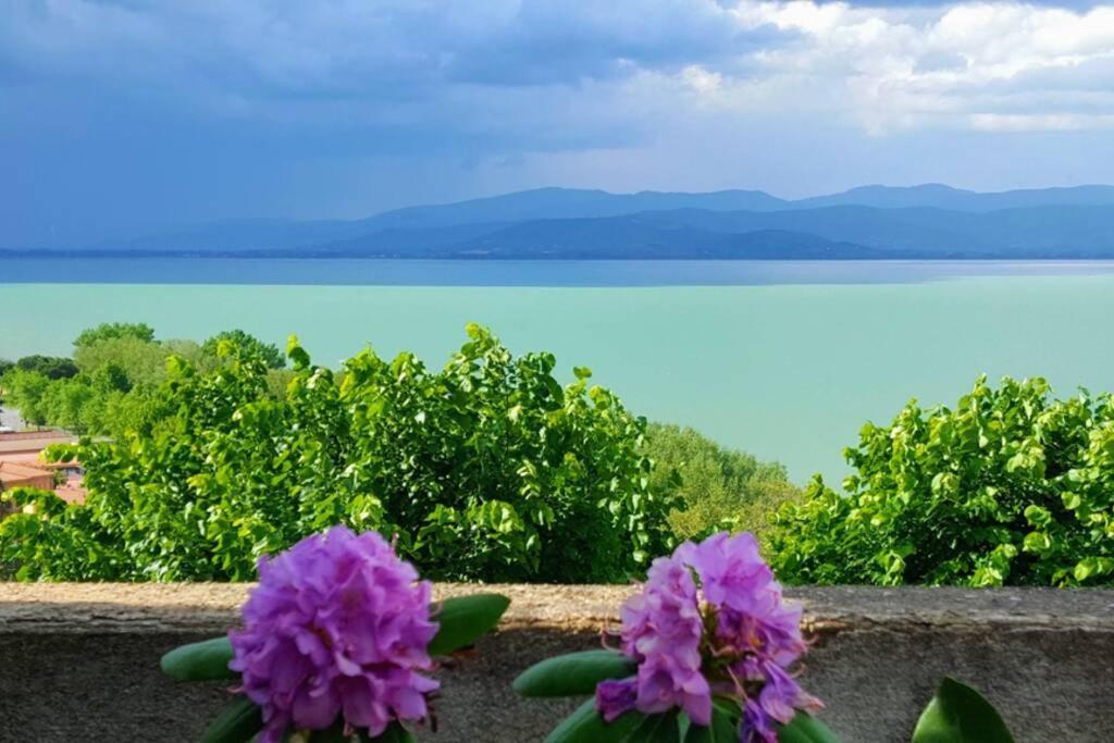 Апартаменты Bellavista La Tua Romantica Vacanza Sul Trasimeno Кастильоне-дель-Лаго Экстерьер фото